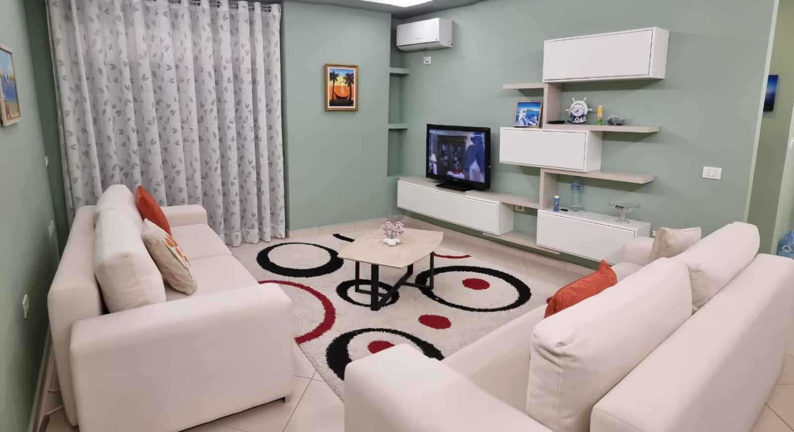Two Suns Apartament Sarandë Buitenkant foto